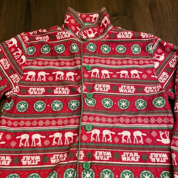 ⭐️ Disney Star‎ Wars Holiday Design Comfortable Red Pajamas Kids 9-10 Christmas - Picture 2 of 7